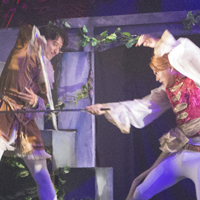 贋作・不思議の国でアリんス2012舞台写真